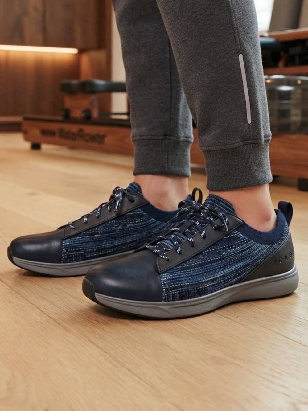 Traq by Alegria Quest Multiplex Blue Lace Up Knit Sneakers Size 38
